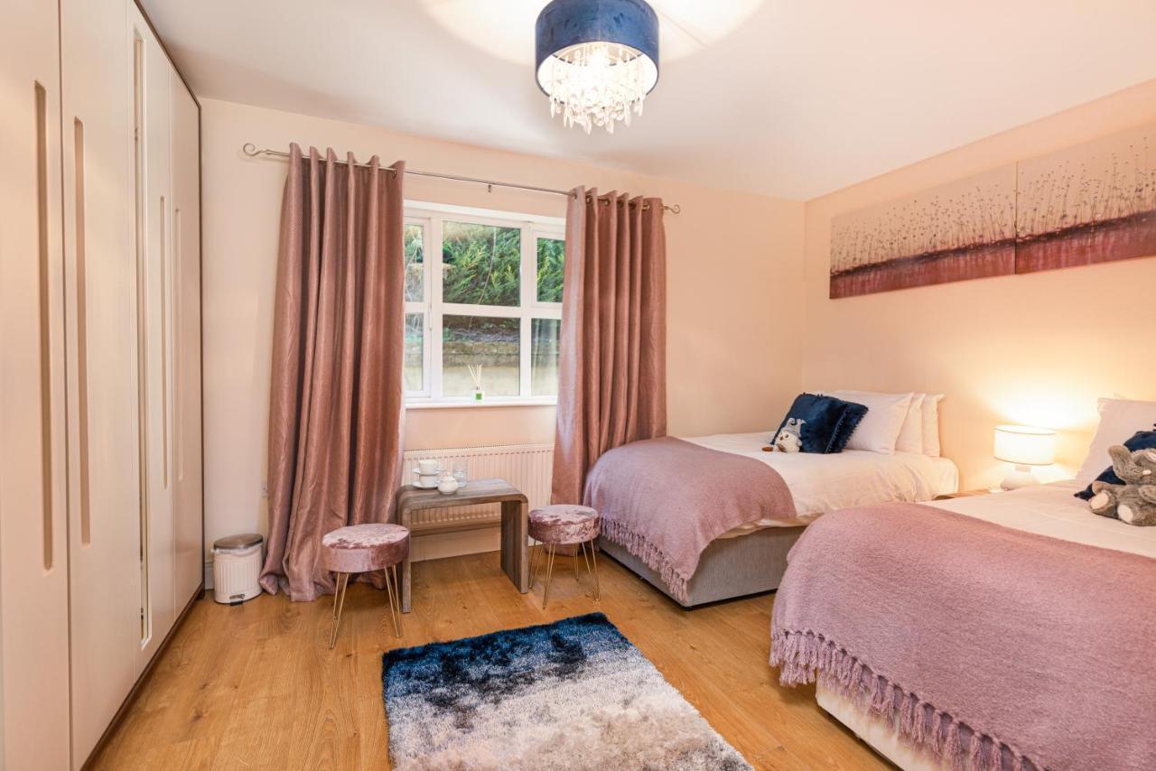 فندق Caravogue House تريم المظهر الخارجي الصورة